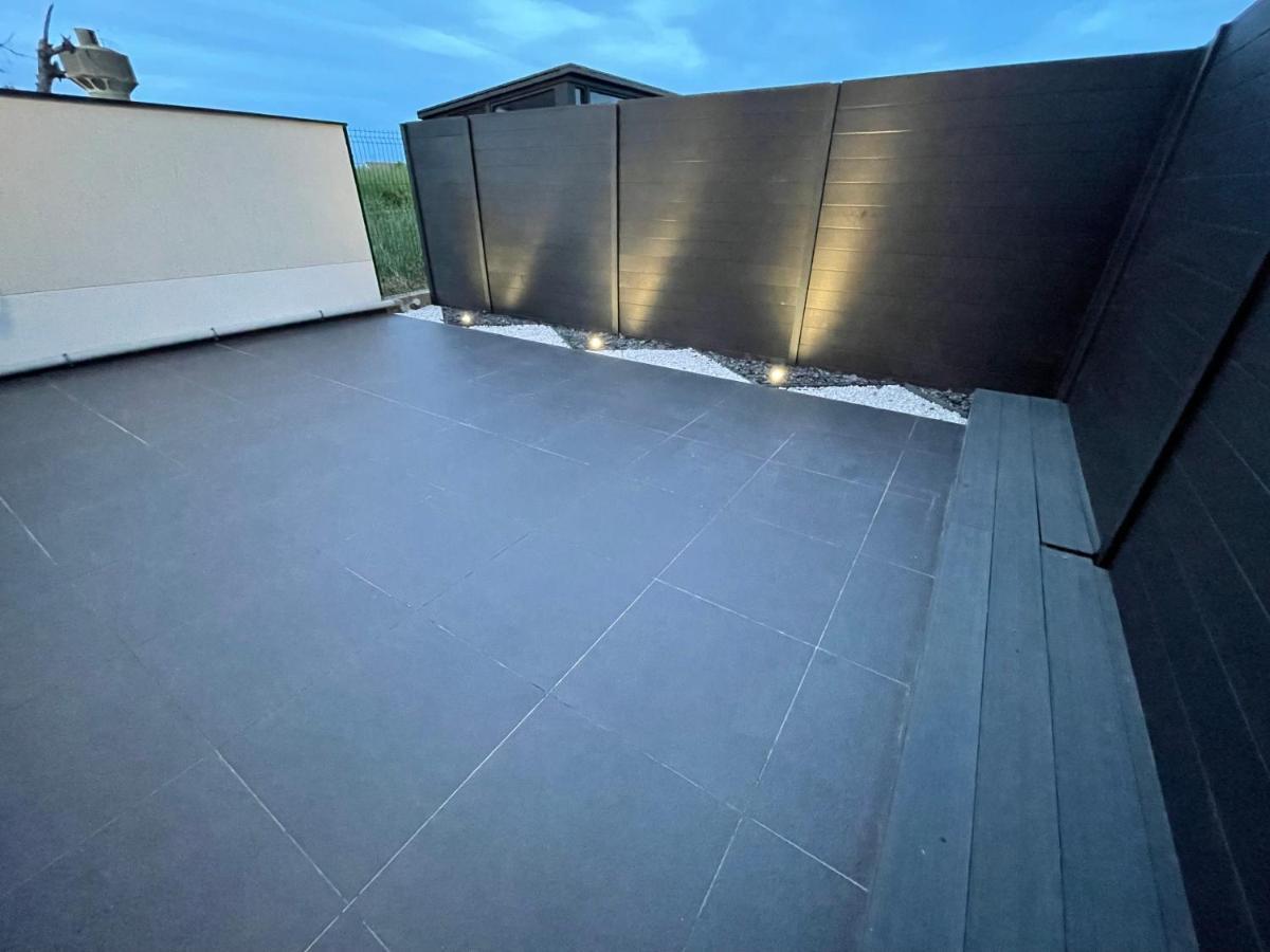 Gold Cocoon T3 74M2 Proche Centre Ville Villejust Exterior foto