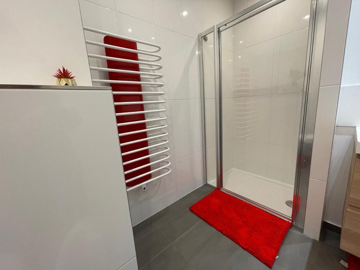 Gold Cocoon T3 74M2 Proche Centre Ville Villejust Exterior foto